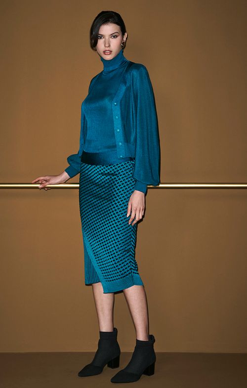 Casaquinho tricot basic manga bufante